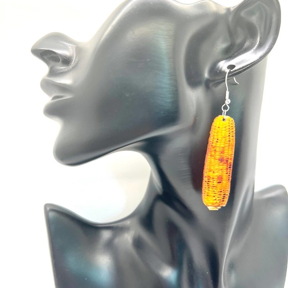 Grilled Corn Cob Earrings - Party Earrings - Vegetable Earrings - Game Day Ear - Picture 7 of 8